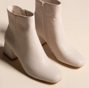 Steve Madden Davist Ankle Boot